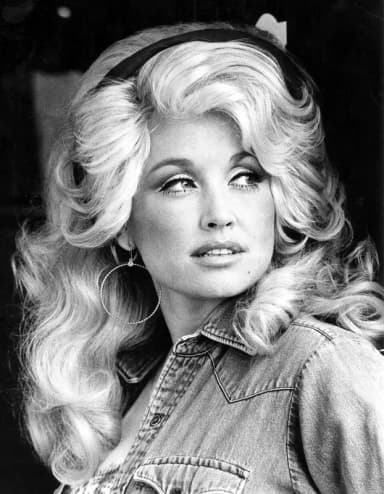 Dolly Parton: Publicity shot of American singer Dolly Parton, 1977
