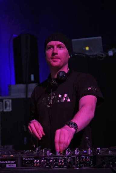 Eric Prydz: Eric Prydz at Glastonbury 2009