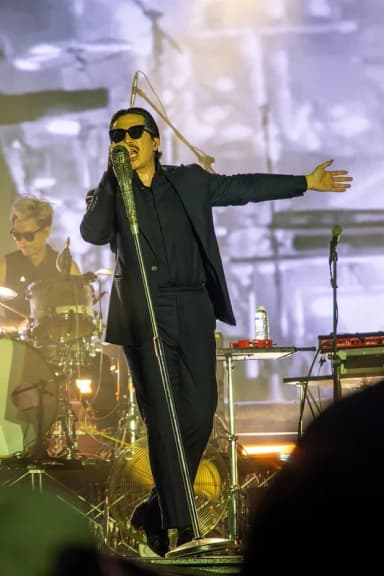 Slot Machine: Karinyawat Durongjirakan, Slot Machine vocalist, performing at Thammasat University Tha Prachan in 2026
