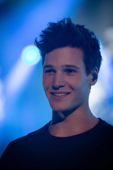 Wincent Weiss: Singer Wincent Weiss at the SWR3 New Pop Festival 2017