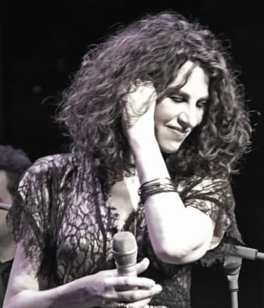 Eleftheria Arvanitaki: απο το Gazarte