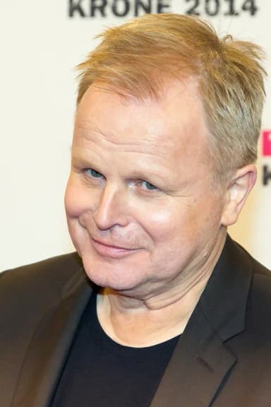 Herbert Grönemeyer: 1LIVE Krone 2014 in der Bochumer Jahrhunderthalle: Herbert Grönemeyer auf dem roten Teppich