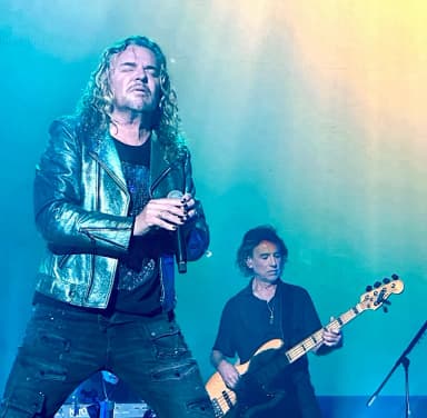 Maná: Maná performing in Denver, 2023