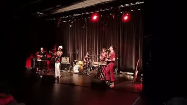 Vaudou Game performing